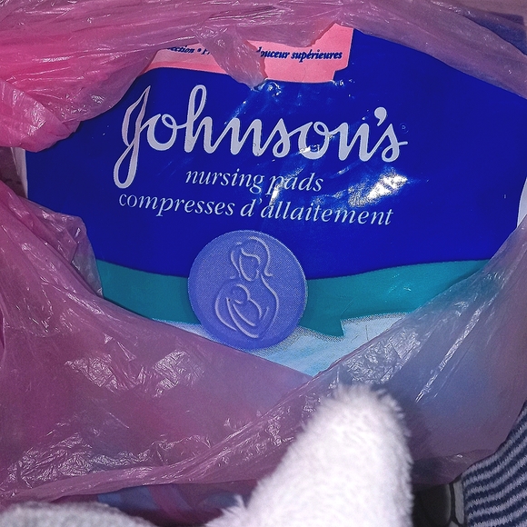 a baby boy bundle- Carseat,new toys,clothes,etc - Picture 6 of 11